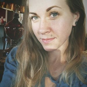 Meet your Posher, Christiane